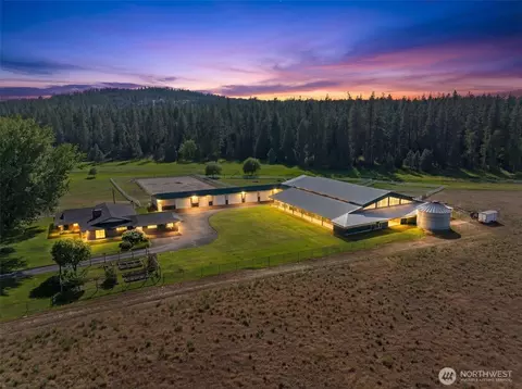 24415 N Crescent Rd, Chattaroy, WA 99003