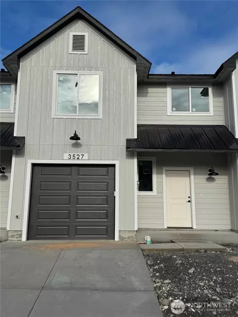 3527 W 6th Pl, Kennewick, WA 99336