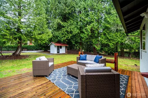 Exterior - 22629 57th Ave SE, Bothell, WA 98021 photo 11 of 15