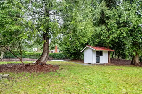 Exterior - 22629 57th Ave SE, Bothell, WA 98021 photo 9 of 15