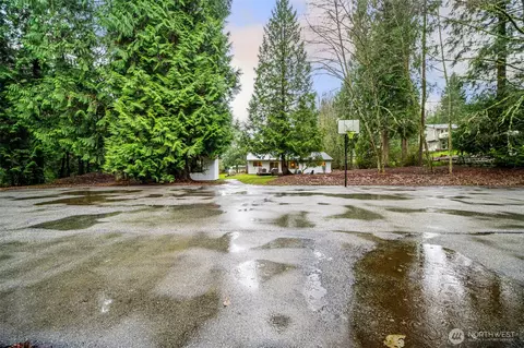 Exterior - 22629 57th Ave SE, Bothell, WA 98021 photo 10 of 15