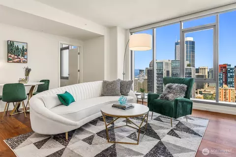800 Columbia St #2505, Seattle, WA 98104
