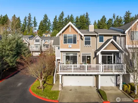 23120 SE Black Nugget Rd #C1, Issaquah, WA 98029