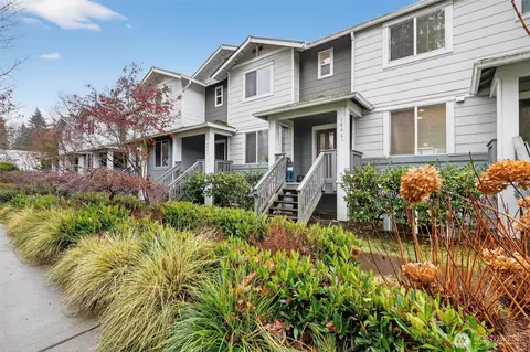 10901 124th Ave NE #2-4, Kirkland, WA 98033