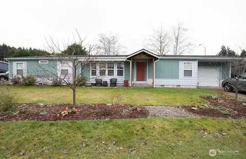 61 Simmons St, Sekiu, WA 98381