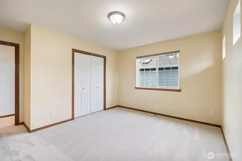 Bedroom - 18722 3rd Ave W, Bothell, WA 98012 photo 5 of 5