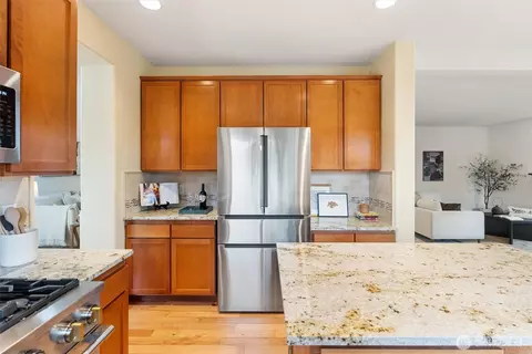Kitchen - 18722 3rd Ave W, Bothell, WA 98012 photo 4 of 4