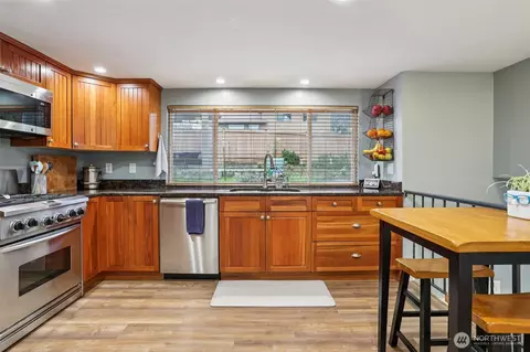 Kitchen - 2611 178th St SE, Bothell, WA 98012 photo 3 of 3