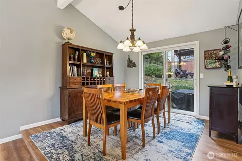 Dining - 2611 178th St SE, Bothell, WA 98012 photo 1 of 2