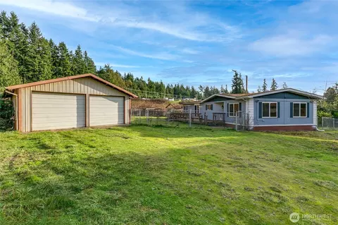 1951 Bartl Dr, Camano Island, WA 98282