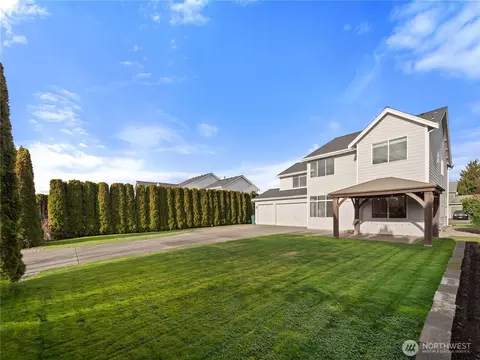 Exterior - 3384 Larsen Ave, Enumclaw, WA 98022 photo 6 of 7