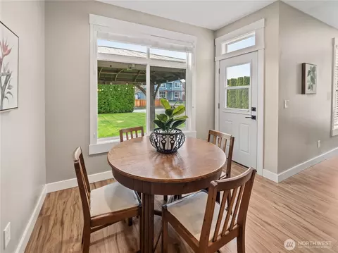 Dining - 3384 Larsen Ave, Enumclaw, WA 98022 photo 2 of 2