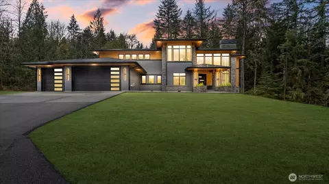 29657 NE 52nd St, Carnation, WA 98014