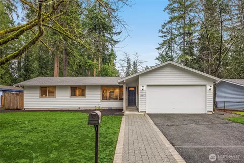 15812 196th Pl NE, Woodinville, WA 98077