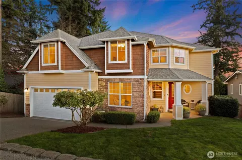 16449 SE 264th St, Covington, WA 98042