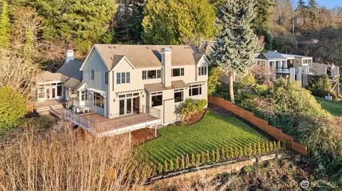 8281 W Mercer Way, Mercer Island, WA 98040
