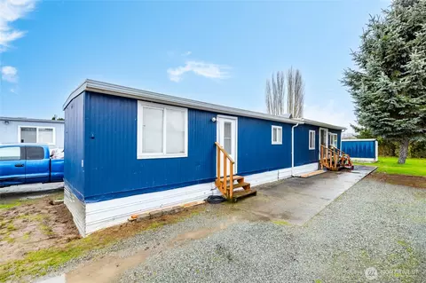 20420 Lafayette Rd #11, Burlington, WA 98233
