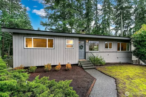 14805 Linden Ave N, Shoreline, WA 98133