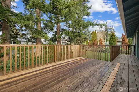 Exterior - 26104 SE 426th St, Enumclaw, WA 98022 photo 3 of 5