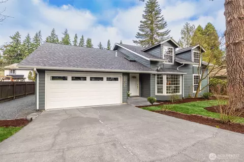 32135 32nd Ave SW, Federal Way, WA 98023
