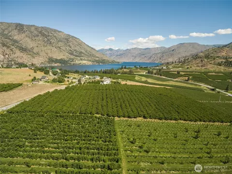 950 Loop Ave, Manson, WA 98831 photo 6