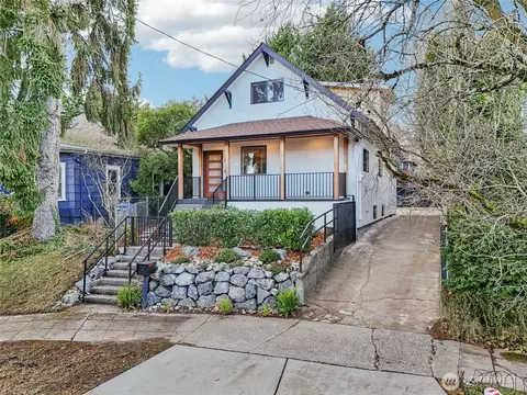 611 29th Ave E, Seattle, WA 98112