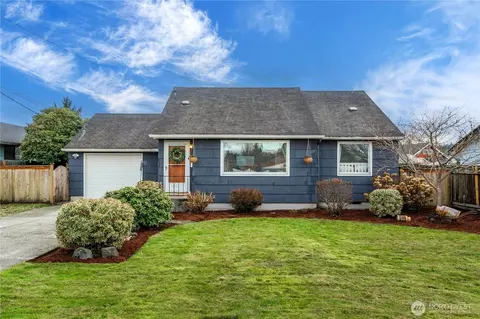 1014 5th Ave SW, Puyallup, WA 98371