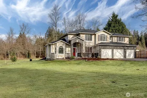 Exterior - 5305 W Interurban Blvd, Bothell, WA 98012 photo 3 of 10