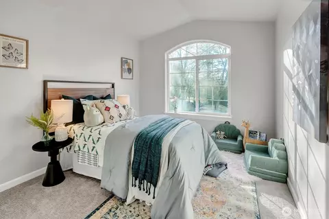 Bedroom - 5305 W Interurban Blvd, Bothell, WA 98012 photo 4 of 4
