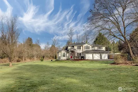 Exterior - 5305 W Interurban Blvd, Bothell, WA 98012 photo 2 of 10