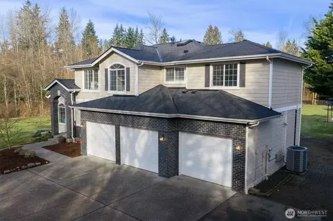 Exterior - 5305 W Interurban Blvd, Bothell, WA 98012 photo 8 of 10