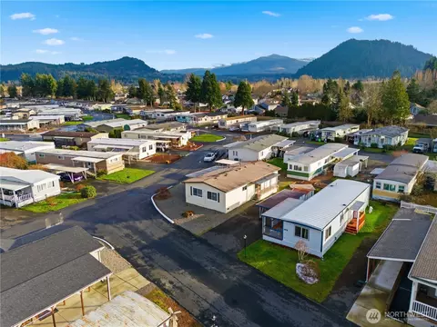 1170 Cedar Dr, Enumclaw, WA 98022 photo 3