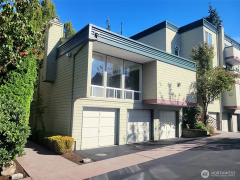 18100 15th Ave NE #C218, Shoreline, WA 98155