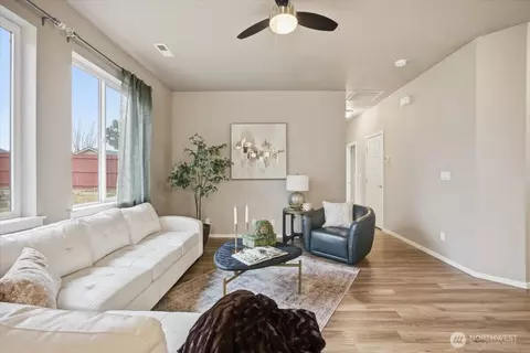 Other - 513 S Owens Ave, Pasco, WA 99301 photo 4 of 10