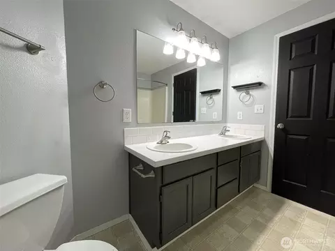1407 196th St E, Spanaway, WA 98387 photo 32