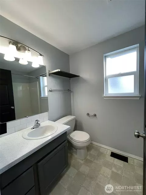 1407 196th St E, Spanaway, WA 98387 photo 22