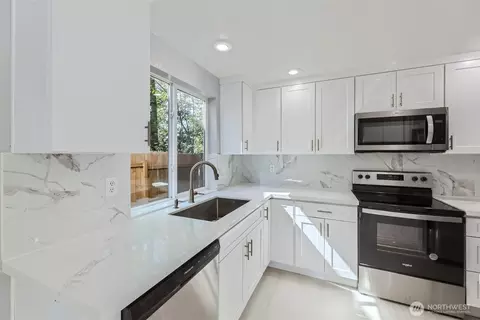 Kitchen - 9213 1st Dr SE, Everett, WA 98208 photo 1 of 2