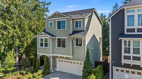 18521 46th Ave SE, Bothell, WA 98012