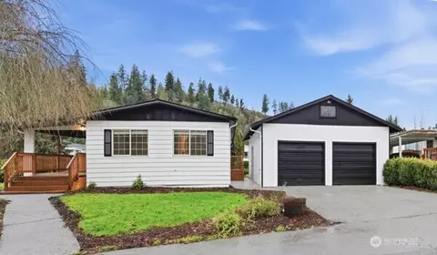 8512 144th Ave E #44, Puyallup, WA 98372