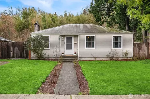 3404 SE 5th St, Renton, WA 98058