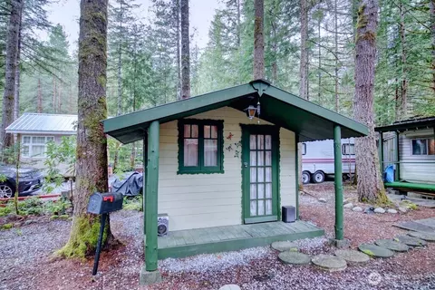 23 Drial Loop, Deming, WA 98244 photo 3