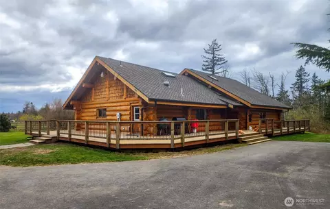 3883 Everett Ln, Ferndale, WA 98248