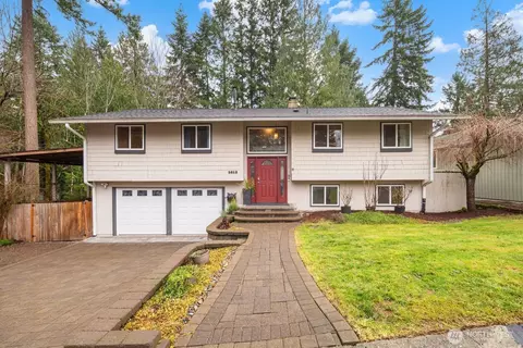 5612 159th Pl NE, Redmond, WA 98052