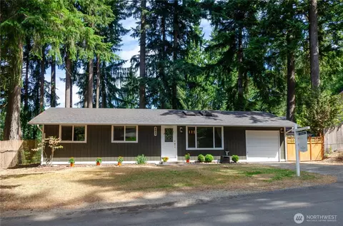 5517 Huntwick Dr NW, Gig Harbor, WA 98335
