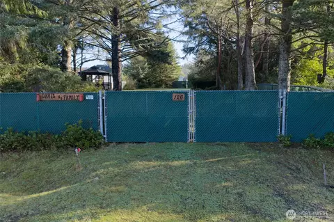 126 S Narwhal Loop SW, Ocean Shores, WA 98569