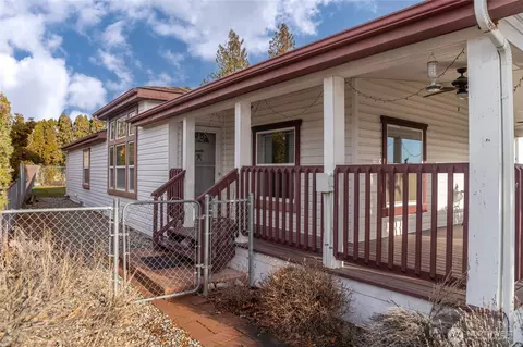 935 Sunrise Dr, Manson, WA 98831