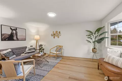 Living - 15426 24th Ave E, Tacoma, WA 98445 photo 1 of 2