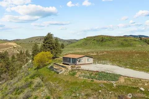 565 Boyd Loop Rd, Manson, WA 98831