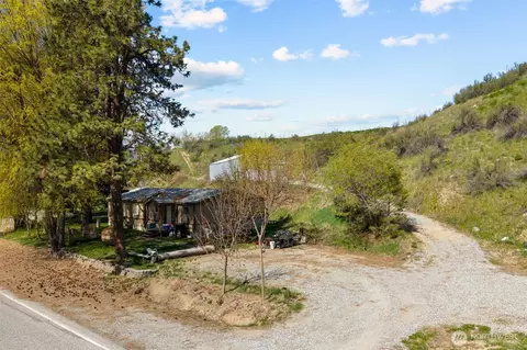 762 Boyd Loop Rd, Manson, WA 98831