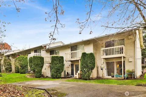 2303 Taylor Ave, Bellingham, WA 98225